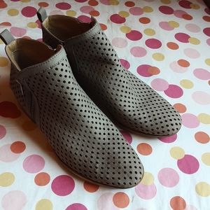 Lucky Brand booties leather size 7.5